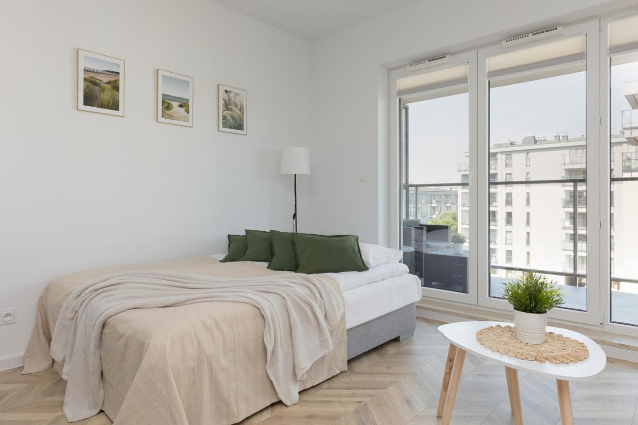 Ursus Sunny Studio For 4 Guests With Parking & Balcony By Noclegi Renters Varsovie Extérieur photo